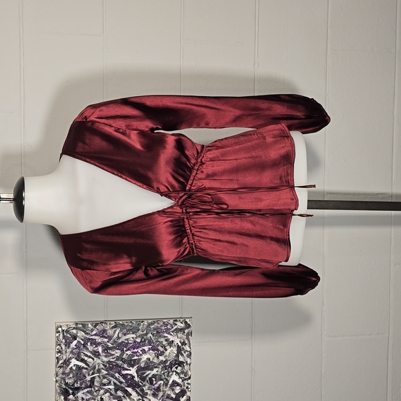 Abercrombie & Fitch Tops - Abercrombie & Fitch silk blouse